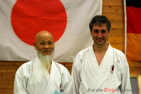Shihan (Großmeister) Hideo Ochi, 9. Dan JKA, Chief-Instructor des DJKB und  unser Sensei (Meister) Riad Kheirallah  (6.Dan)